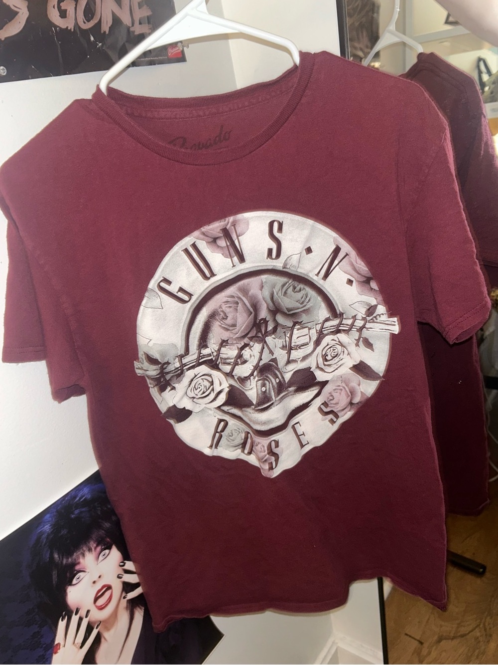 Guns N’ roses Burgundy Graphic Tee